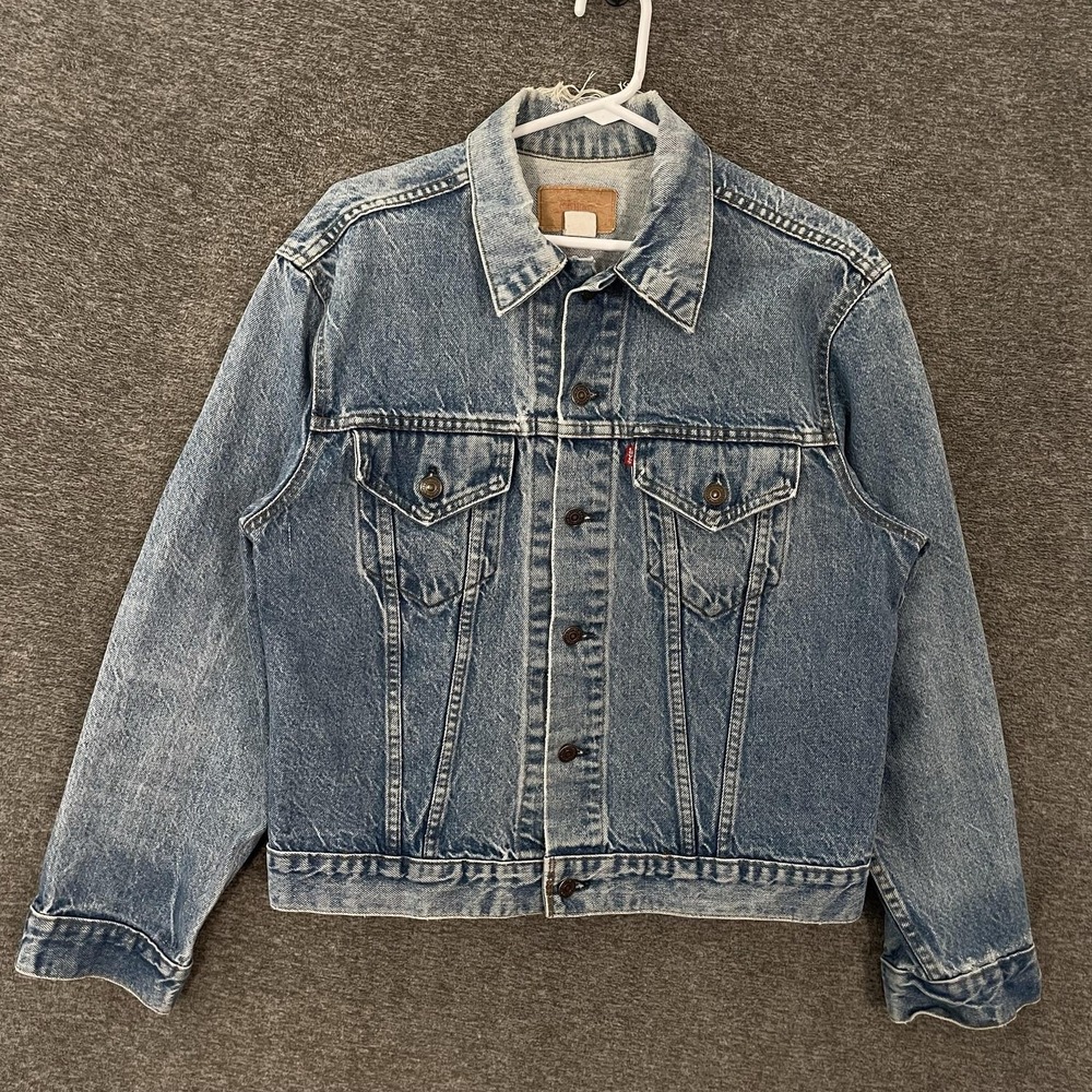 Vintage Levis 70505-0213 Jacket Mens 44 (L) Blue Denim Trucker USA 70s True
